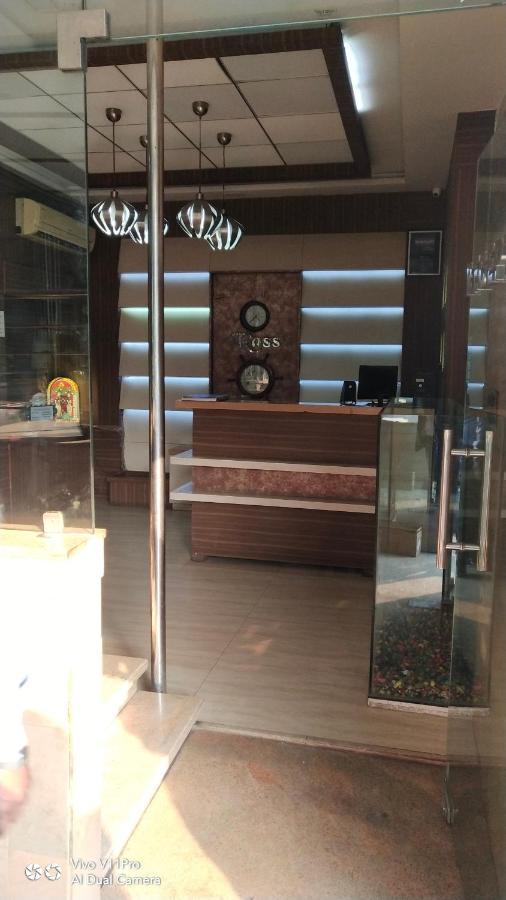 Rass Hotel 坎普尔 外观 照片