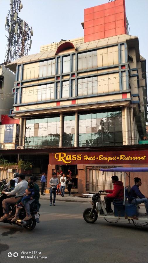 Rass Hotel 坎普尔 外观 照片