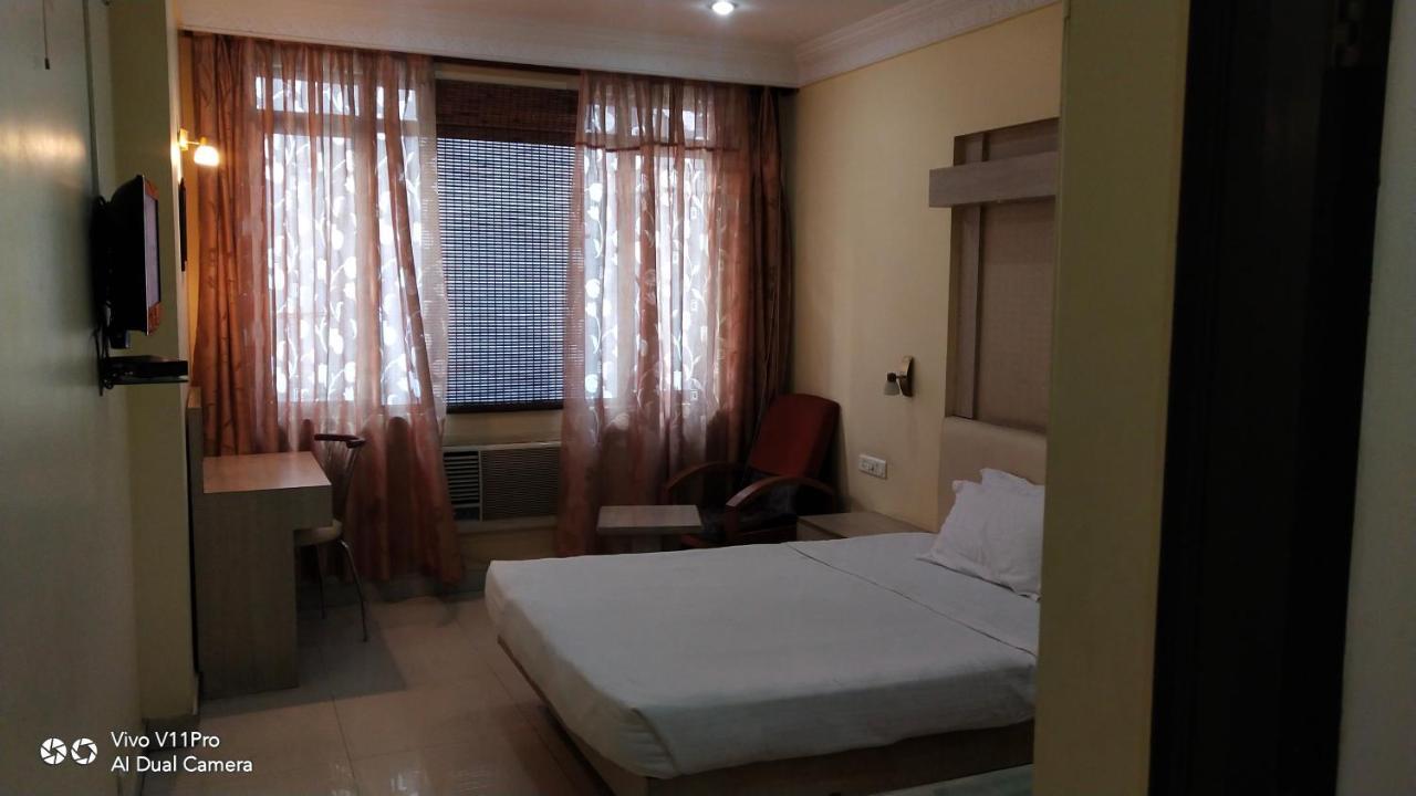 Rass Hotel 坎普尔 外观 照片