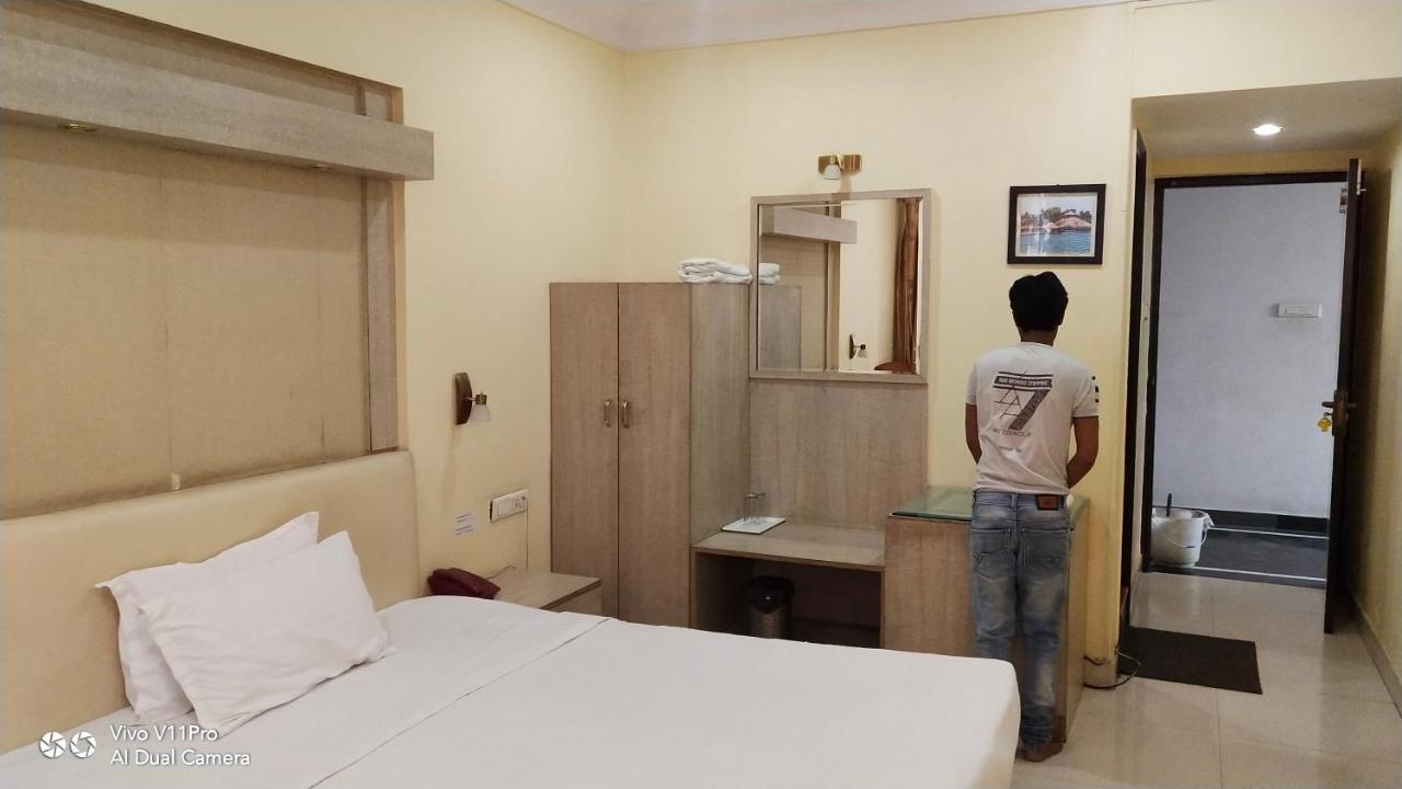 Rass Hotel 坎普尔 外观 照片